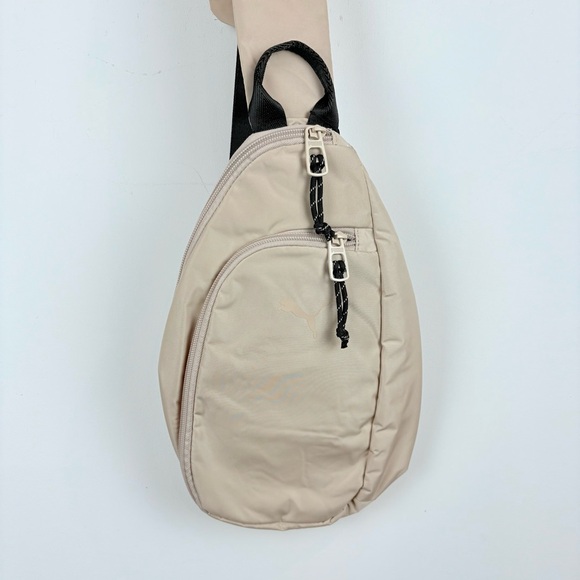 New PUMA EVERCAT Myriad Women’s Slingback Bag Beige Outdoor Sporty Casual NWT - Picture 4 of 8
